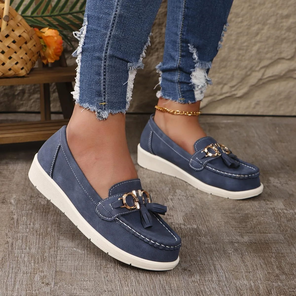 Geerta Women's Moccasins Cute Fashion Chain Decorated Round Toe Low Top Shoes Orthopedic Sandals, Casual Comfortable Lightweight Slip on Shoes, Female Solid All-Match Loafers Beach Travel, Daily Wear