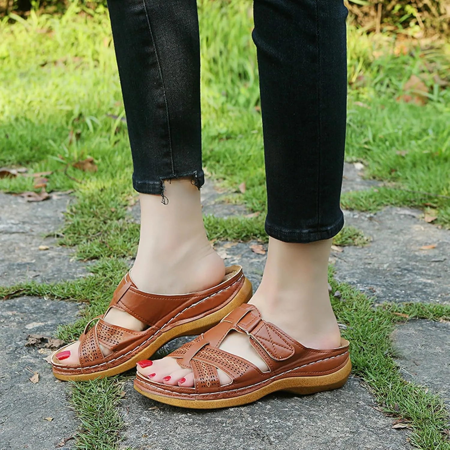 SuanlaTDS Orthopedic Sandals for Women Summer Comfortable Wedge Platform Walking Sandals with Arch Support Casual Outdoor Flat Open Toe Low Heels Wedges Slip On Slide Sandals Slippers