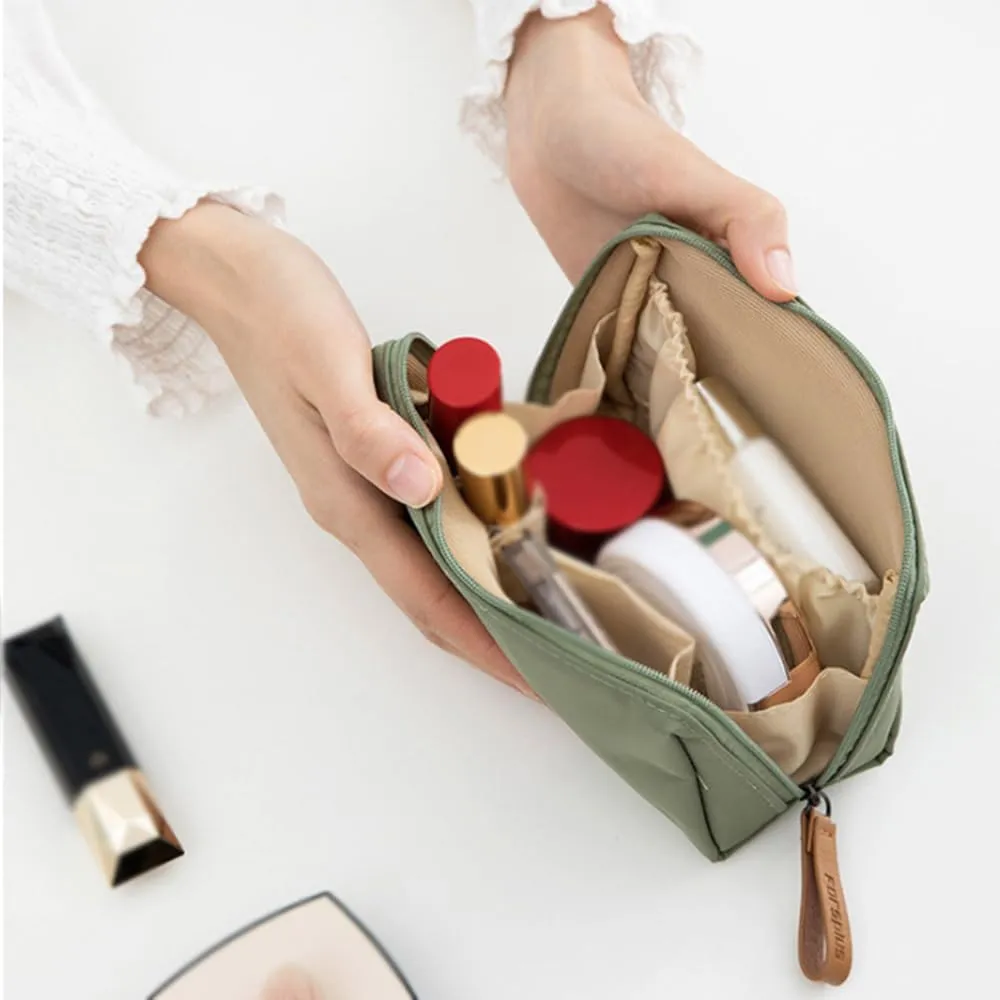 Tidynook Makeup Bag Small, Tidynook Small Makeup Bag with Compartments, Portable Simple Waterproof Makeup Bag (Black,Free Size)
