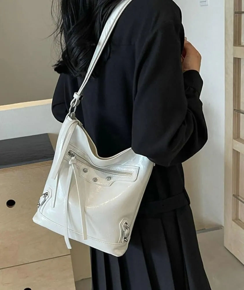 Vegan Leather Hobo & Crossbody Shoulder Bag for Womens Bucket Handbag Featuring a Zipper Top Handle Tote Design