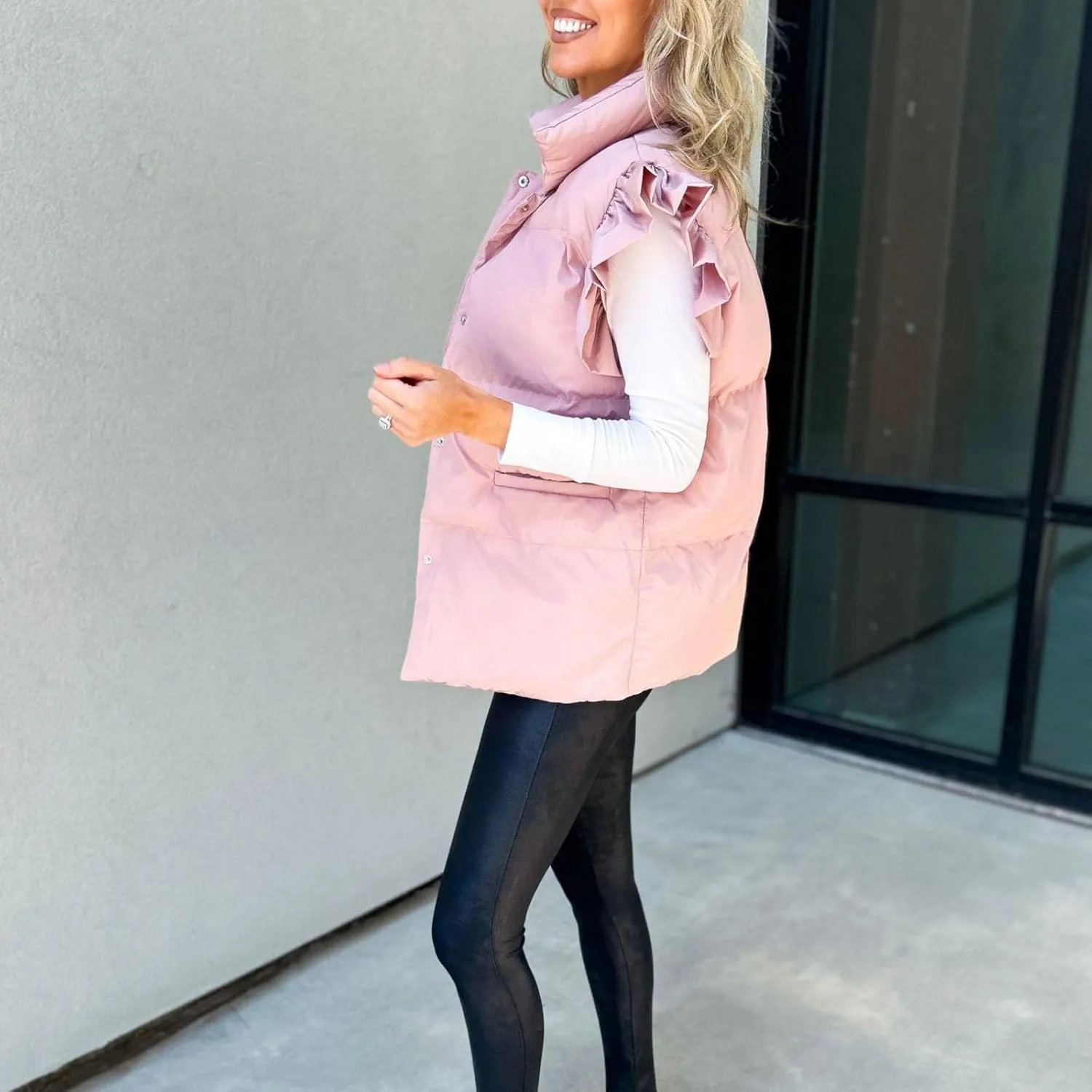 Women Puffer Vest Ruffle Sleeve Button Down Padded Quilted Puffy Jacket Padded Gilet Sleeveless Winter Coat Pockets